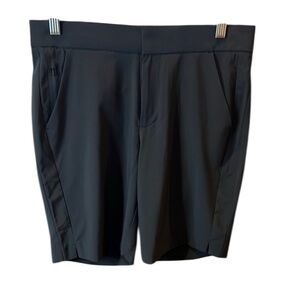 Athleta Black Shorts with 5 pockets, 3 zippered size 2